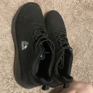 Mens shoes